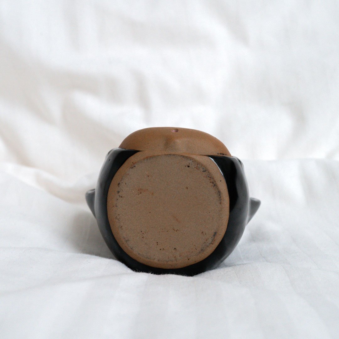 Sarubobo Kun Vase